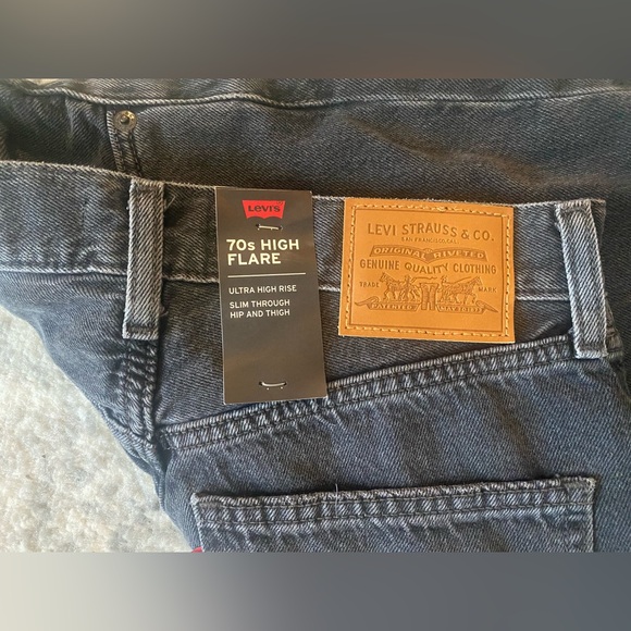 NWT Levi’s 70s High Flare Black Jeans - Picture 10 of 12
